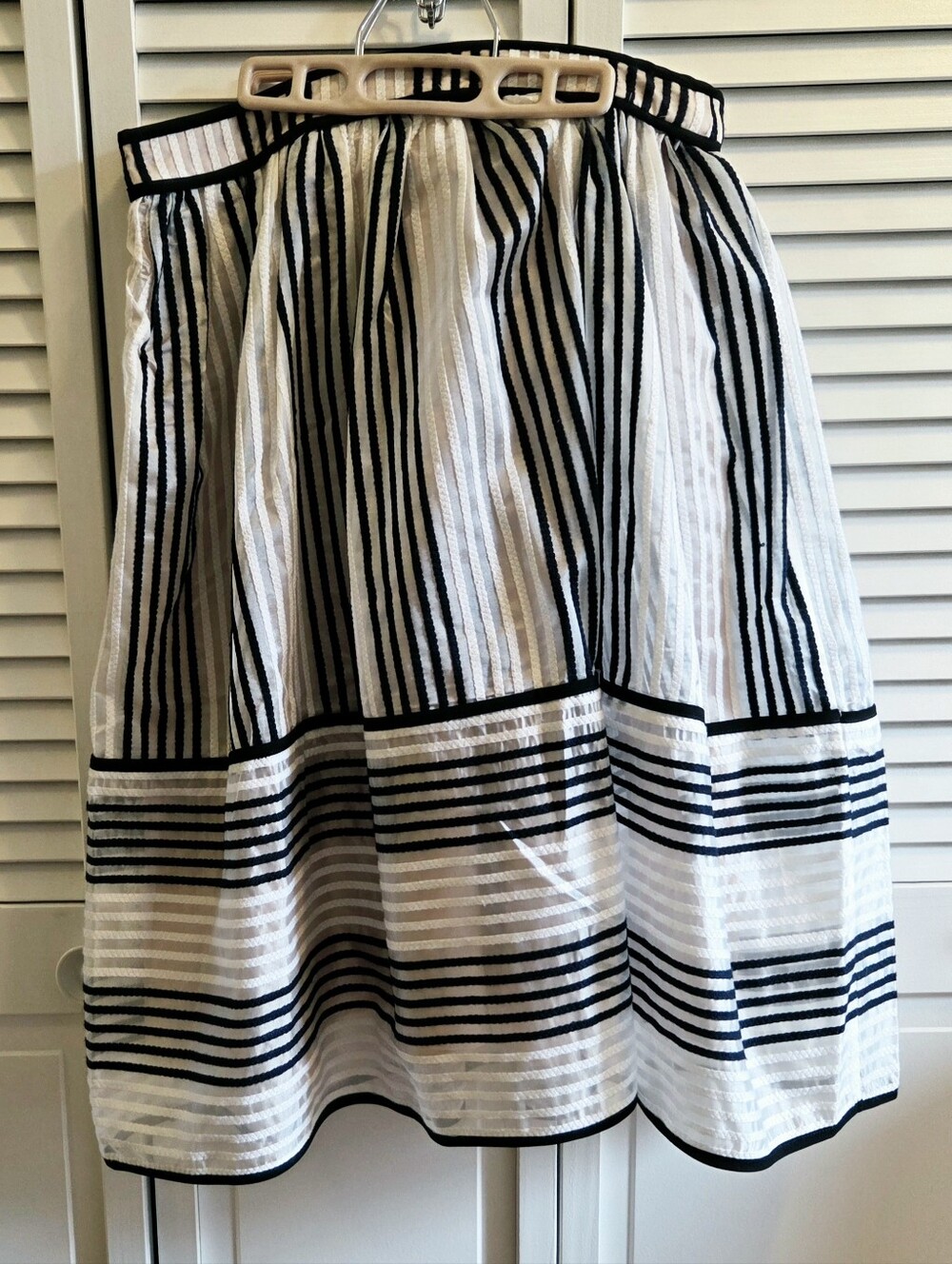 English Factory Sheer Textured Overlay A-line Skirt L